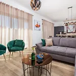Casa vacanze Amazing In Soboli, Cavle With Sauna *