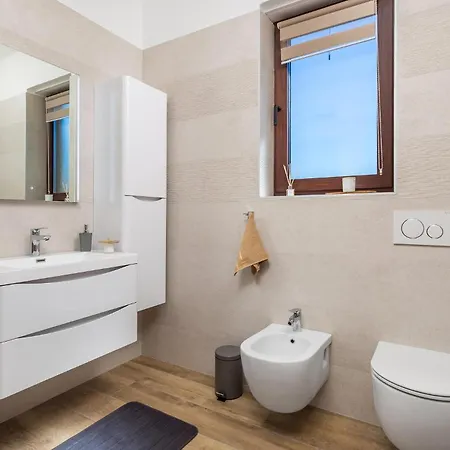 Stunning In Soboli, Cavle With Kitchen