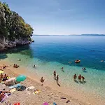 Amazing In Soboli, Cavle With Sauna