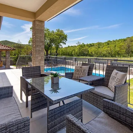 In Soboli, Cavle With Sauna