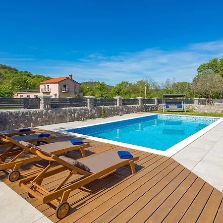 In Soboli, Cavle With Sauna Σπίτι διακοπών Soboli