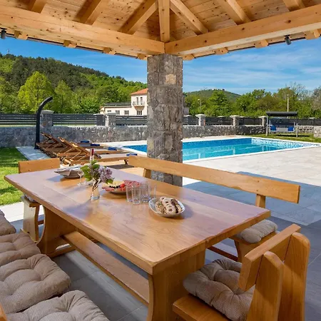 In Soboli, Cavle With Sauna Σπίτι διακοπών Soboli